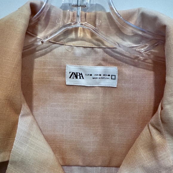 Zara Men’s short sleeve button front - Picture 2 of 3